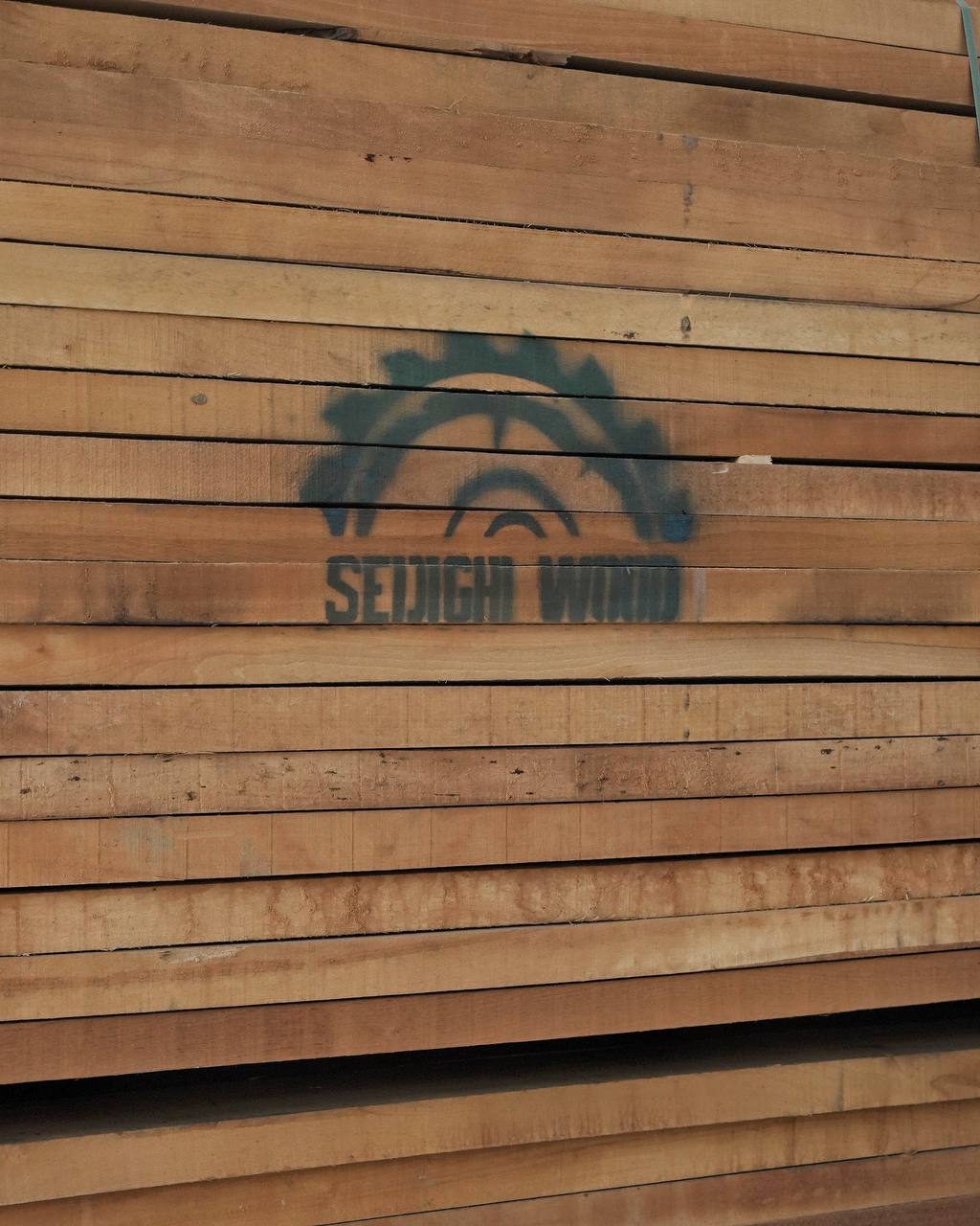 چرا بازرگانی چوب صدیقی بهترین انتخاب در مشهد است؟